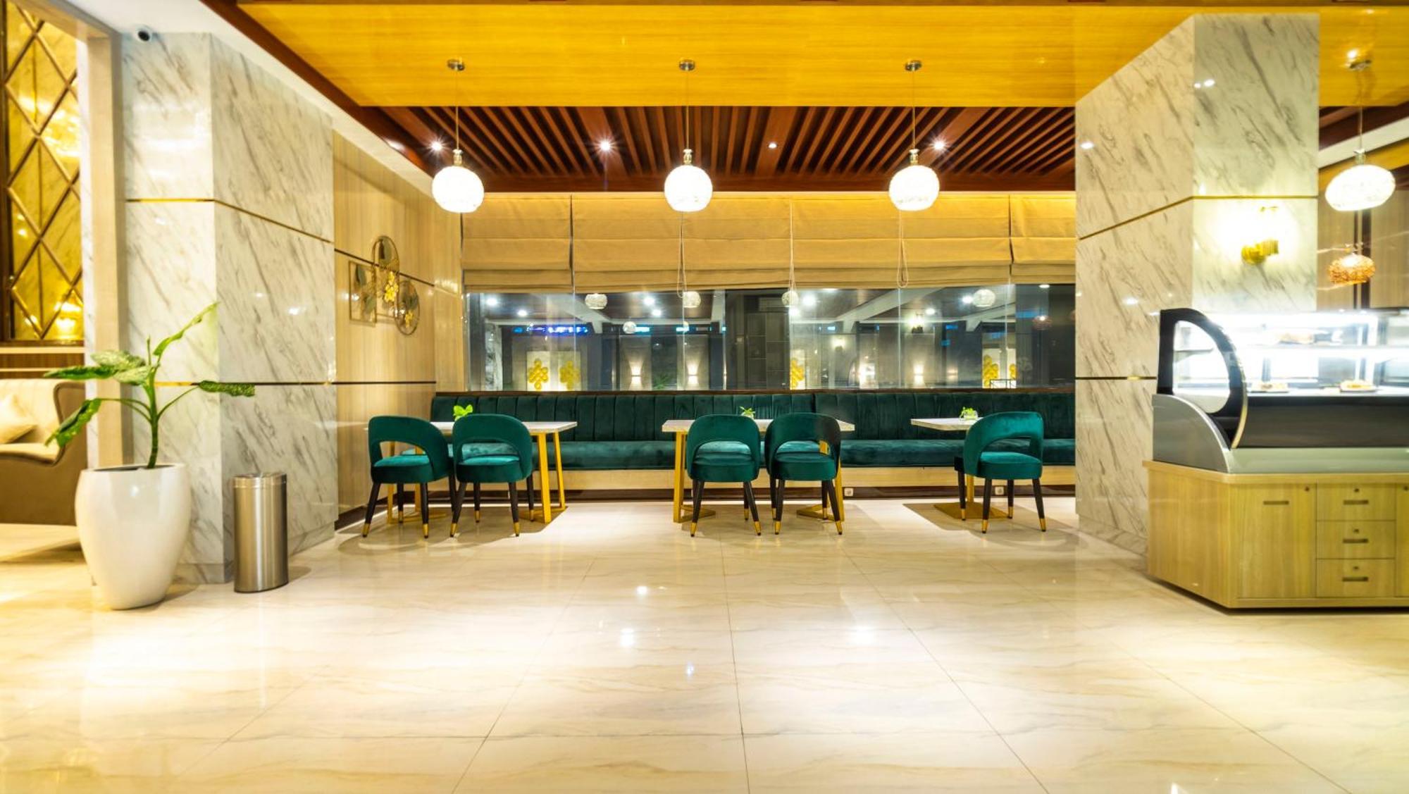 City Of Aventus Hotel - Denpasar Dış mekan fotoğraf