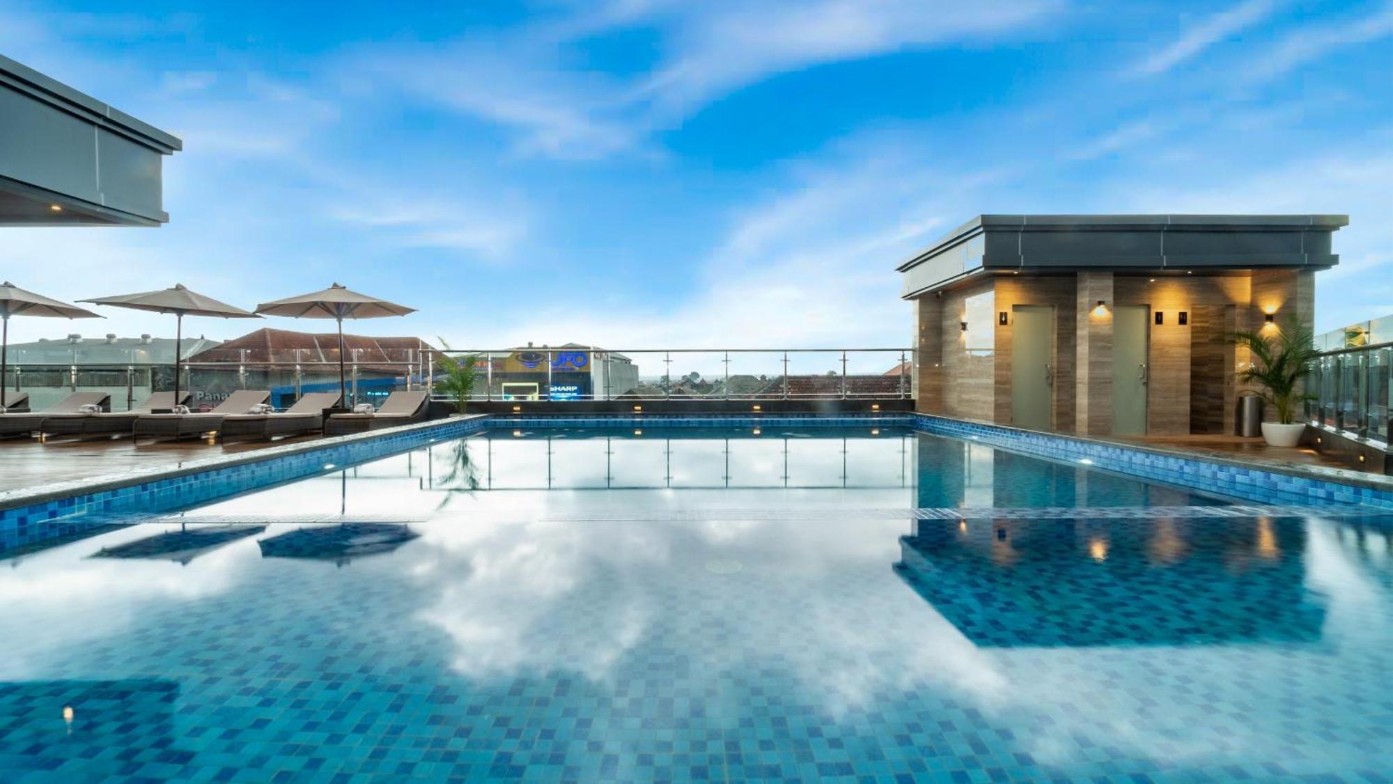 City Of Aventus Hotel - Denpasar Dış mekan fotoğraf