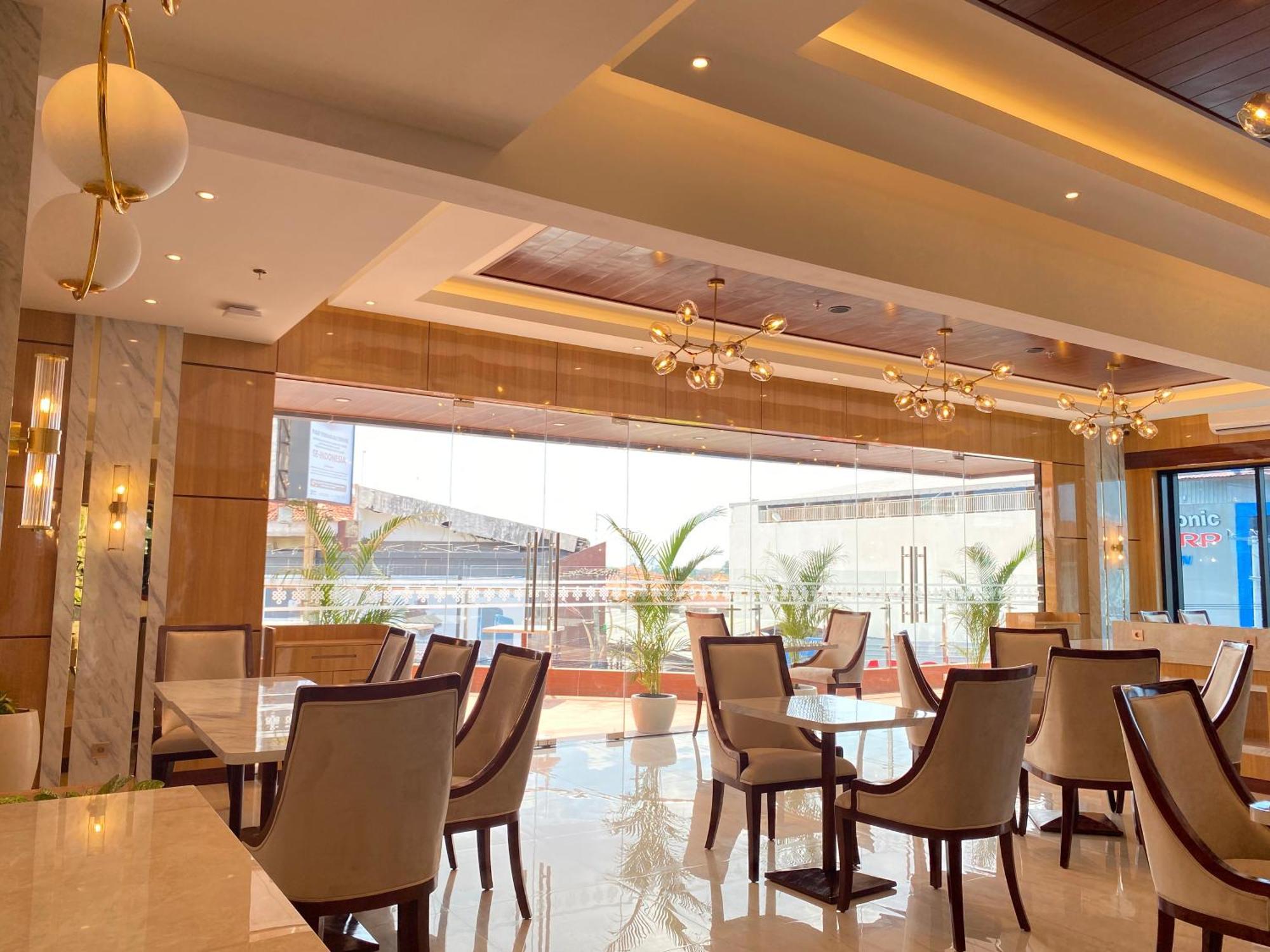 City Of Aventus Hotel - Denpasar Dış mekan fotoğraf